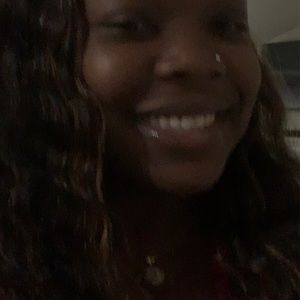 Meet your Posher, Kemi